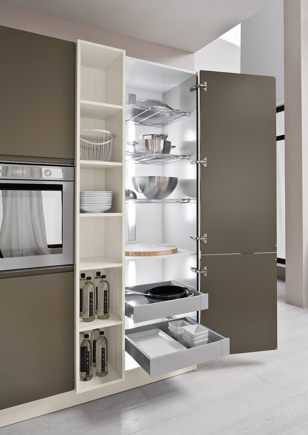 Arrex le cucine consiglia: inserisci una colonna dispensa nella ...